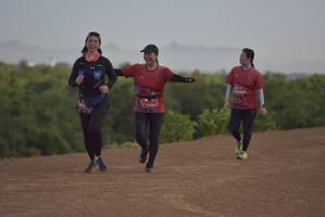 BIB: 427
                            <button type="button" onclick="openModal(5133290)" class="btn btn-primary btn-sm float-right btn-popup" data-toggle="modal" data-target=".modal-high-quality">
                        <i class="fas fa-shopping-cart"></i> Add to Cart
                    </button>
                                            <button type="button" onclick="isThisMe(5133290, true)" class="btn btn-success btn-sm float-right btn-popup btn-isme hidden" data-toggle="tooltip" data-placement="bottom" title="นี่คือรูปของคุณใช่ไหม คลิกที่นี่เพื่อเอาเข้าอัลบั้ม">
                        <i class="fas fa-plus"></i> Add to album
                    </button>
                    <button type="button" onclick="isThisMe(5133290, false)" class="btn btn-warning btn-sm float-right btn-popup btn-isnotme hidden">
                        <i class="fas fa-ban"></i> Remove from album
                    </button>